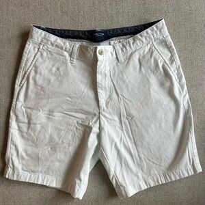 Nautica Men's White shorts